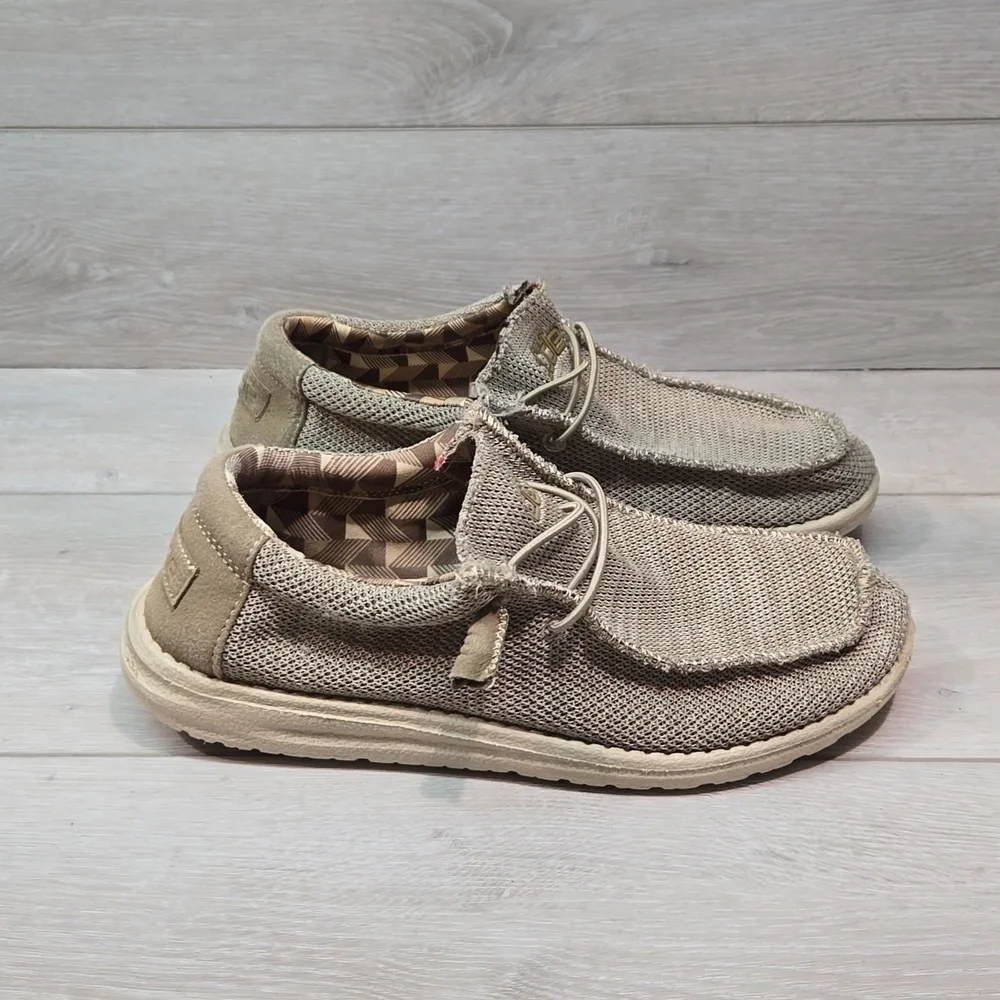 Hey Dude Mens Wally Sox Loafer Slip on flats shoes sz 8